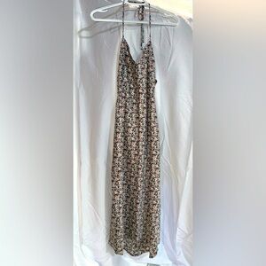 Abercrombie & Fitch. Satin cowl neck floral midi dress. Size S